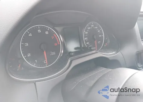 2010 Audi Q5 3.2 Premium z USA, uszkodzony, nr VIN WA1LKAFP0AA089883